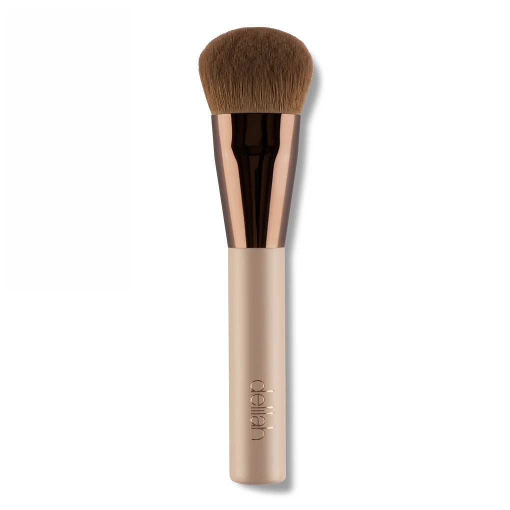 Complexion brush